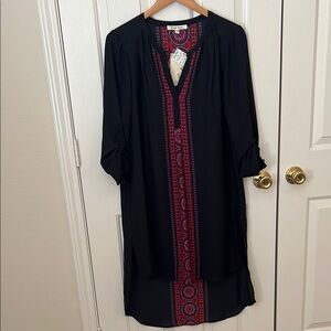 Black Rainn Women's Black and Red Tunic